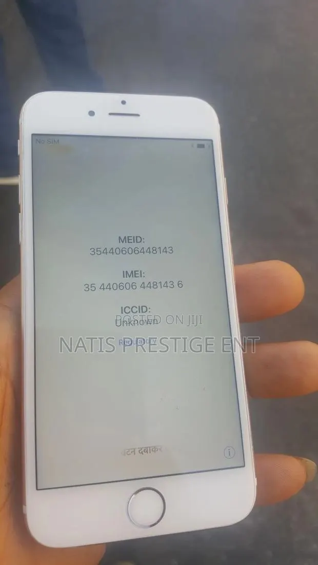 Apple iPhone 6s 32 GB Silver · Photo 1