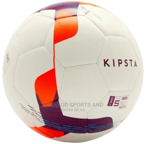 Original Football At Cool Price · Photo 1