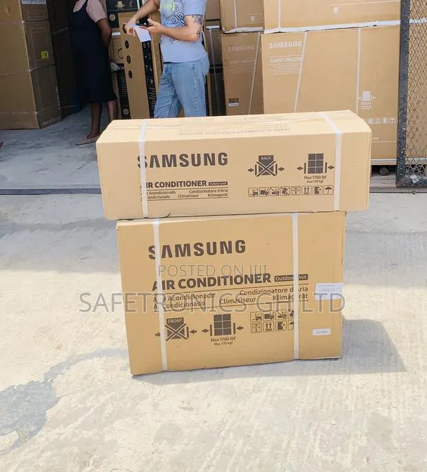 Newly Approved White Samsung Ac Split 1.5hp R410 Ar12crhgawk/Af · Photo 1