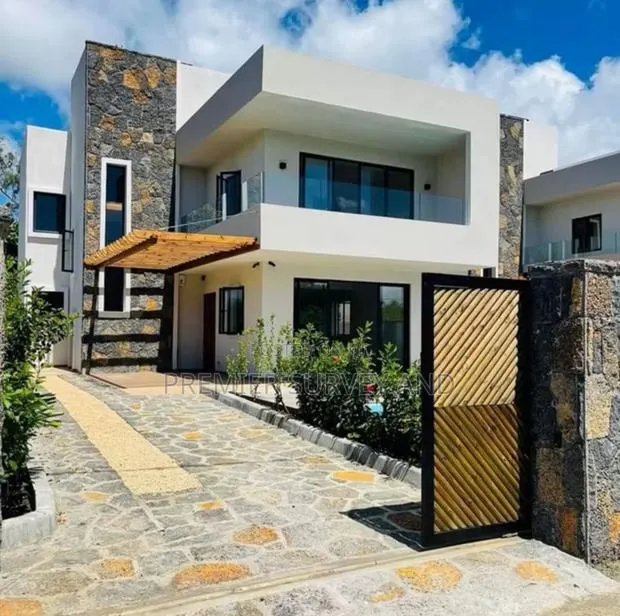 Building Construction Expert · Photo 1