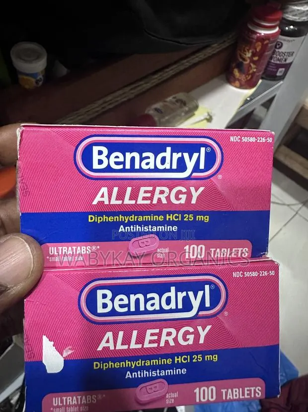 Benadryl Allergy Softgel · Photo 1
