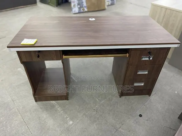 Affordable and Quality Office Table · Photo 1