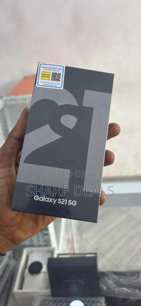 New Samsung Galaxy S21 5G 128 GB Black · Photo 1
