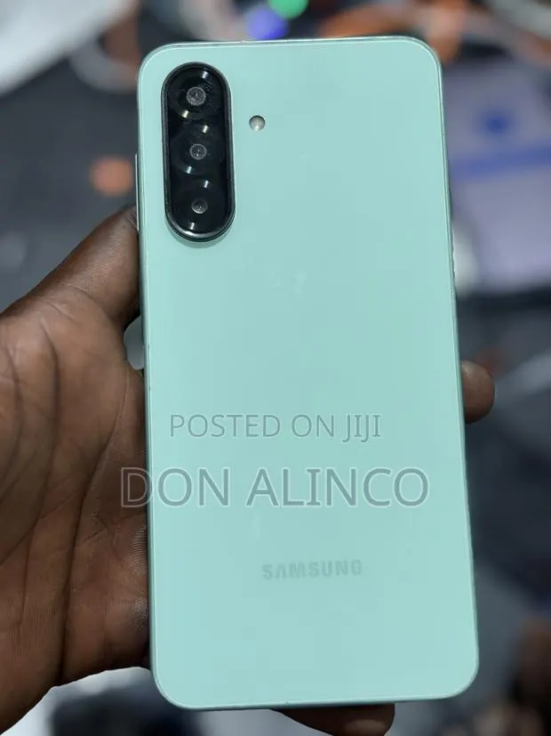 Samsung Galaxy A26 256 GB Green · Photo 1
