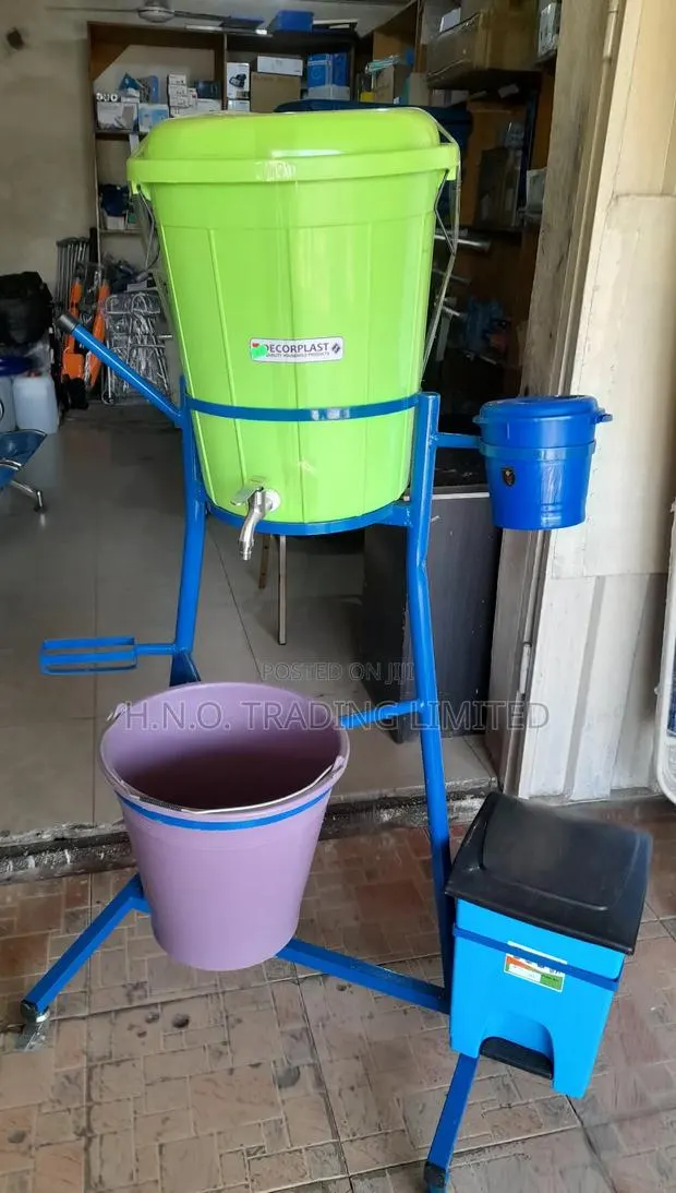 Veronica Bucket · Photo 1