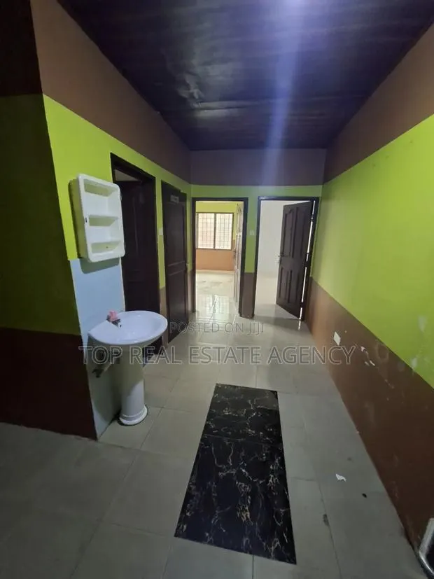 Two Bedrooms Office Space for Rent at Haatso · Photo 4