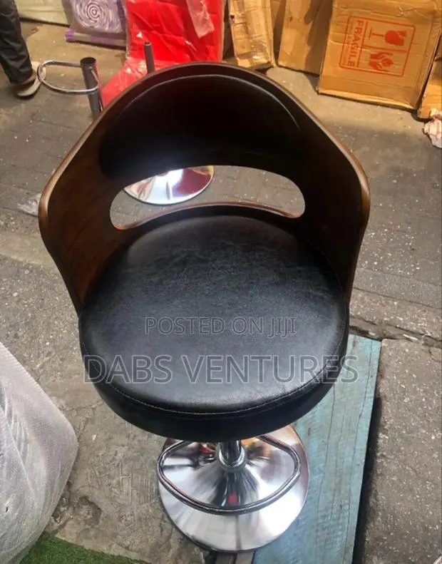 Brand Bar Chair. Multi Functional · Photo 1