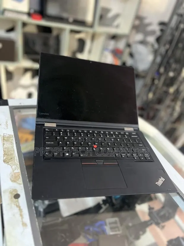 Laptop Lenovo ThinkPad Yoga 370 8GB Intel Core I5 SSD 256GB