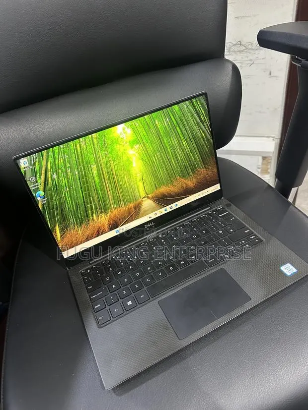Laptop Dell XPS 13 9370 16GB Intel Core i7 SSD 512GB · Photo 1