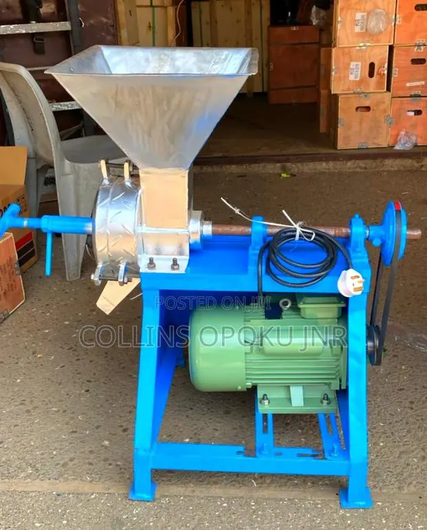 Pepper/Vegetable Grinding Machine With Electric Motor · Photo 1