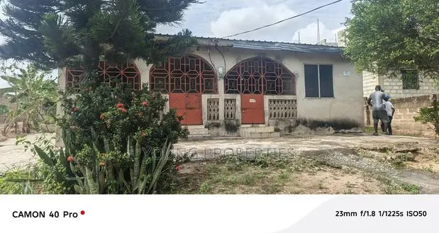 2bdrm House in Three Plot Of Land, Kasoa for sale · Photo 1