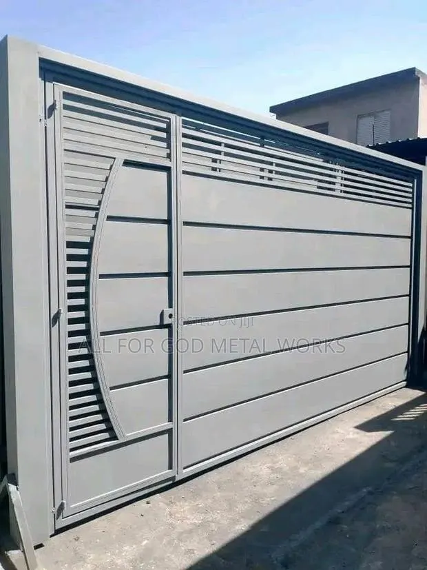 Quality Heavy Gavinniced Metal Gate · Photo 1