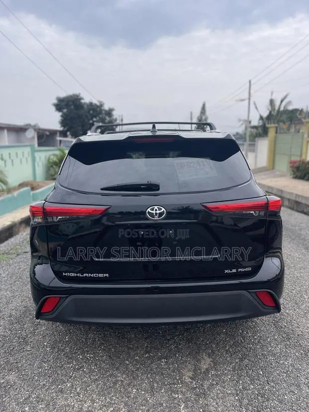 Toyota Highlander Platinum 2022 Black · Photo 1