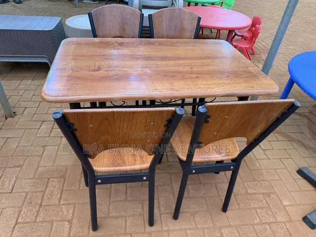 Rectangular Dining Table Set (4-seater) · Photo 1