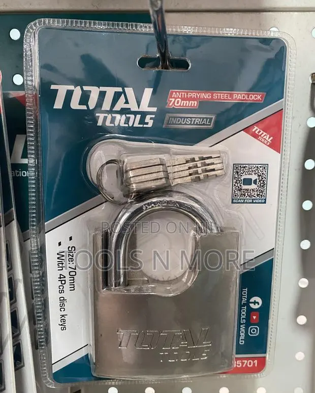 TOTAL Anti Prying Steel Padlock 70mm · Photo 1