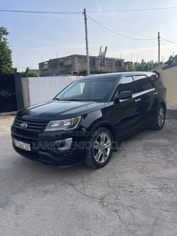 Ford Explorer Sport 4dr 4x4 (3.5L 6cyl 6A) 2017 Black · Photo 1
