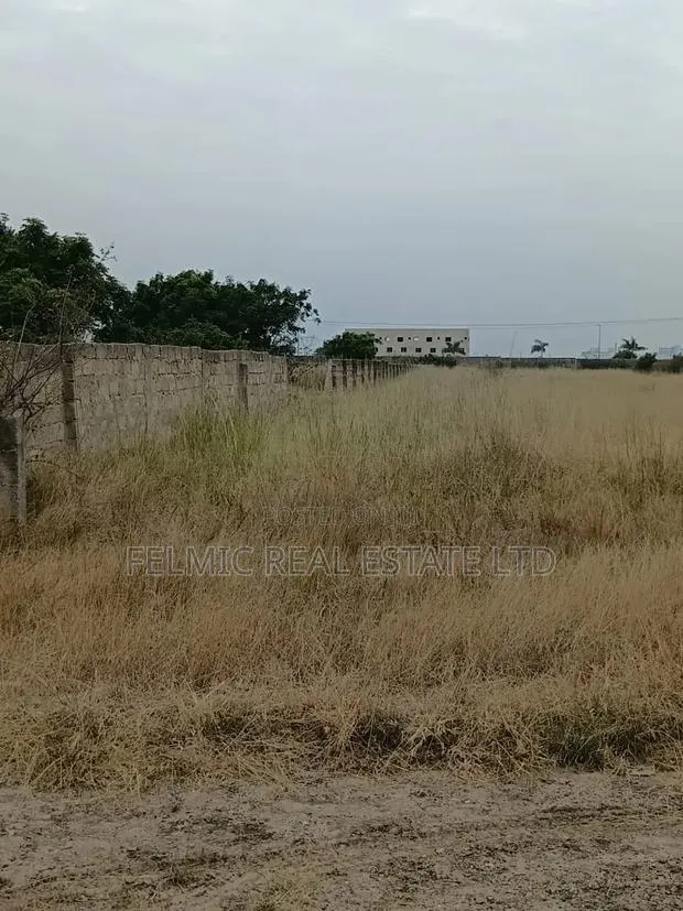 14 Acres of Land After Central University (Dawenya) for Sale · Photo 1