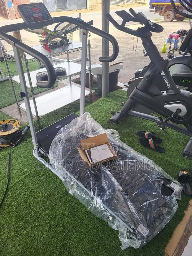 Treadmill 110kg · Photo 1