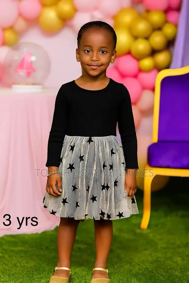 Black Top Silver Star Down Party Dress (3 Yrs) · Photo 1