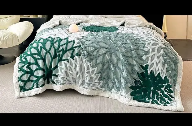Floral Plant-themed 450gsm Double Sided Sherpa Blanket 200x230cm · Photo 1