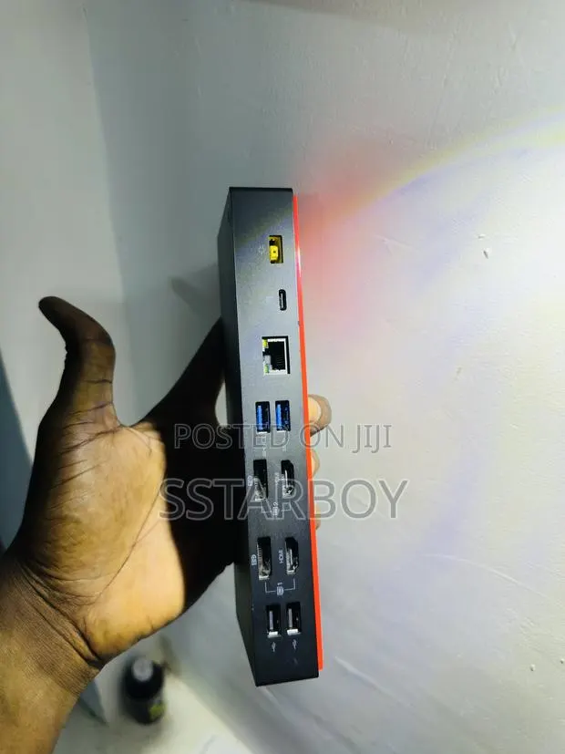 Lenovo Thinkpad Usb-C Dock · Photo 1