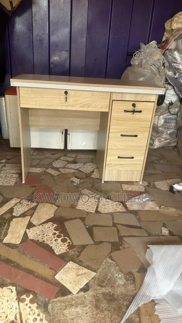 Office Table for Student and Homes · Photo 1