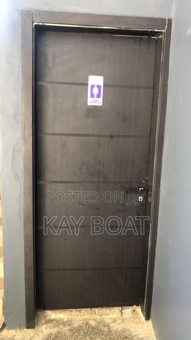 A Neatly Installed Fully Wooden Door · Photo 1