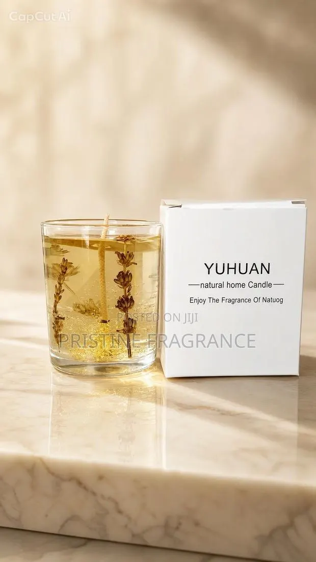 Dousanne Lavender Dried Bloom Aromatherapy Candle · Photo 1