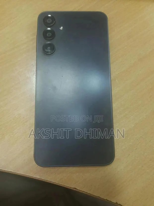 Samsung Galaxy A16 5G 128 GB Black · Photo 1