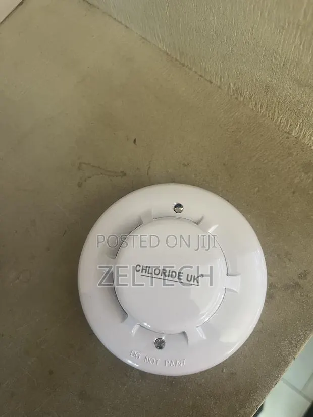 Chloride Electric Smoke Detector · Photo 1