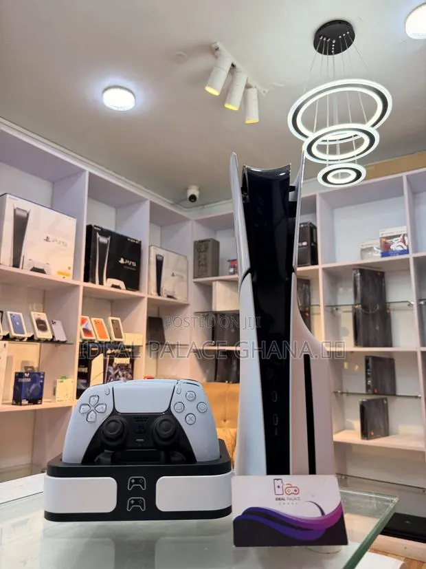 Slim Ps5 Standard 10 Games Ideal Palace · Photo 1