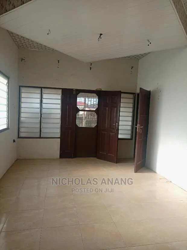 2bdrm Apartment in Dorns Properties, New Town for rent · Photo 1