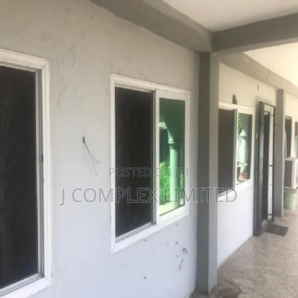 1bdrm Apartment in Coffee Shop Area for rent · Photo 1