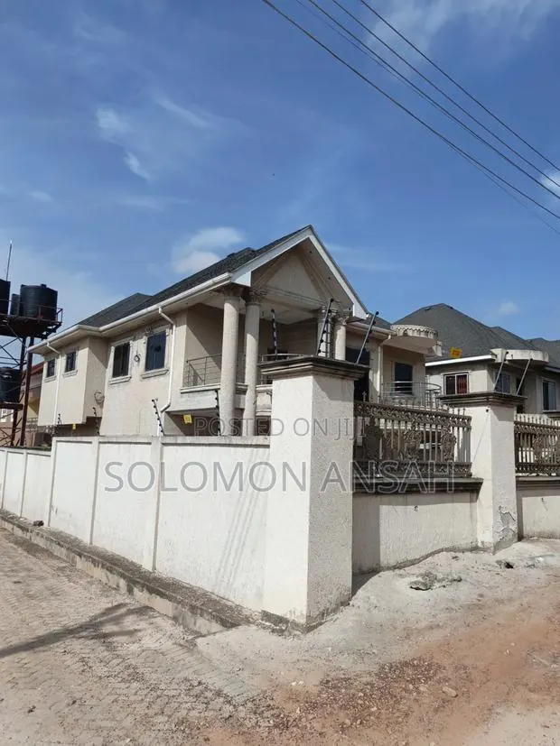 4bdrm House in Free Will Agency, Kumasi Metropolitan for sale · Photo 1