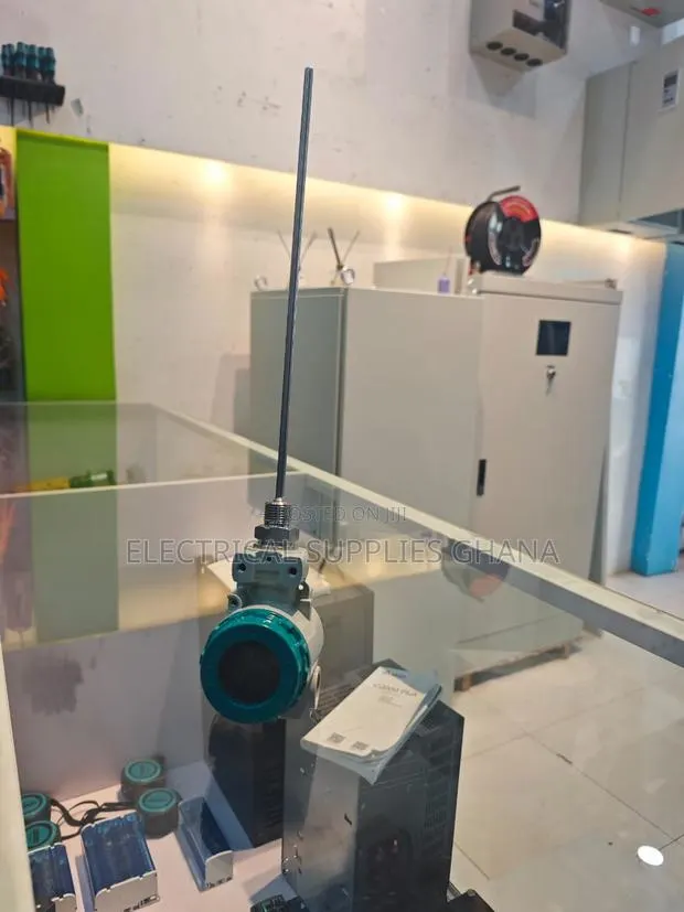 Thermocouple Temperature Sensor For Industrial Control · Photo 1