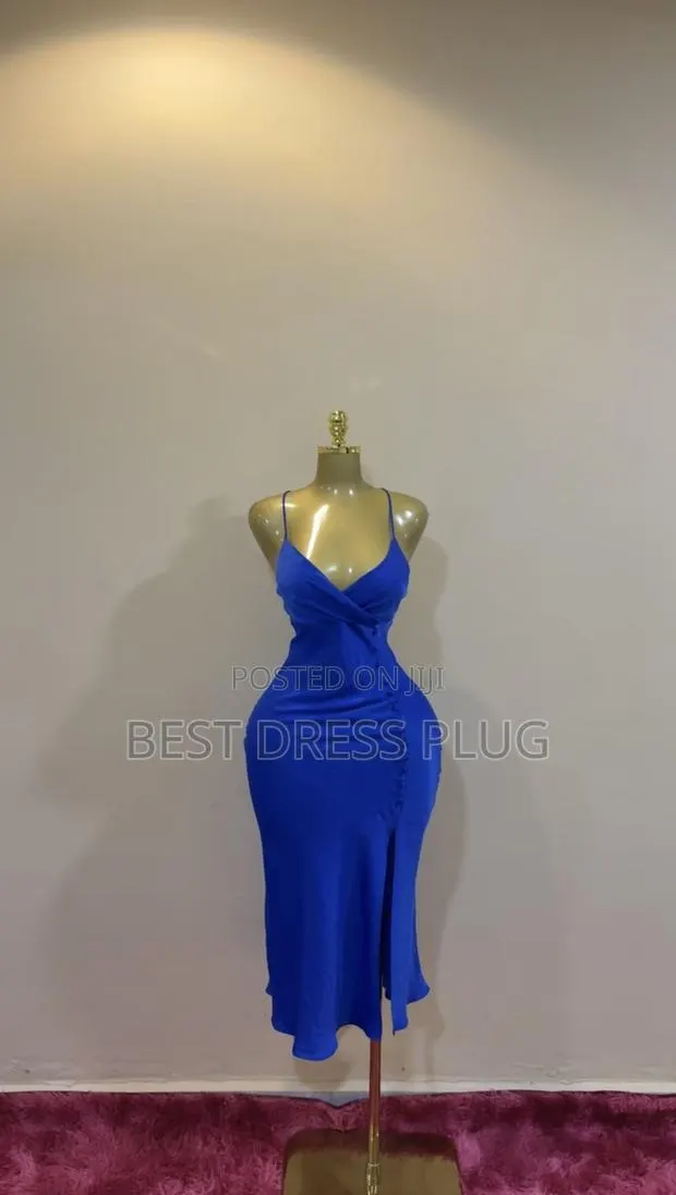 Silk Dress · Photo 1