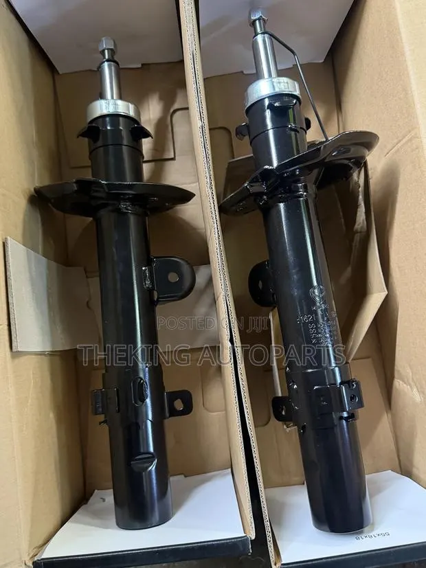 Honda Cr-v Front Shocks 2017,2018,2019 · Photo 1