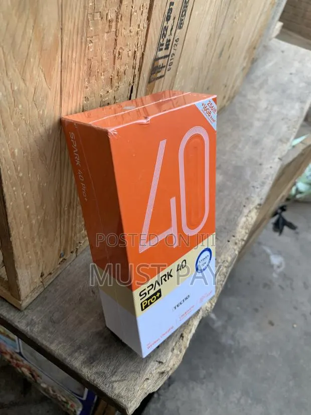 New Tecno Spark 40 Pro+ 256 GB Black · Photo 1