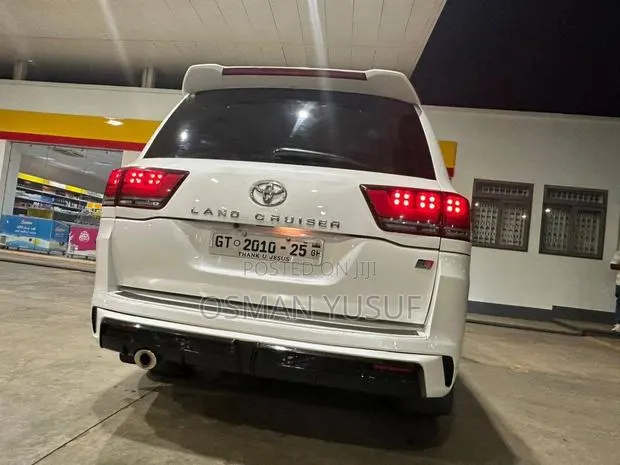 Toyota Land Cruiser 4.5 V8 GL 2013 White · Photo 1