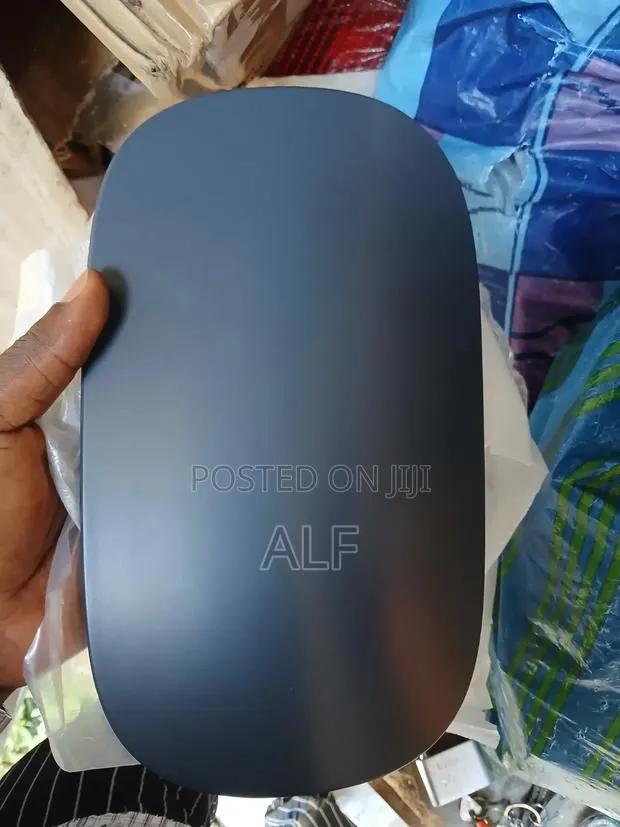 Fuel Tank Cover W206 · Photo 1