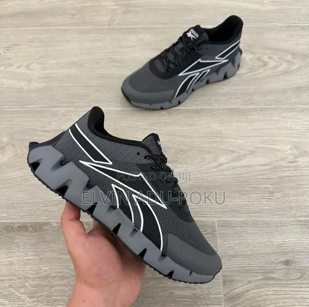 Reebok Zig Dynamica Sneaker In Different Colours , Swipe >>> · Photo 1