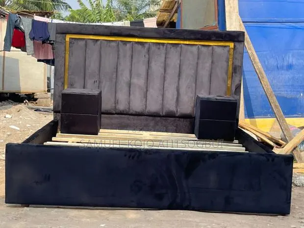 #2 Drawers Queen Size Bed Frame · Photo 1