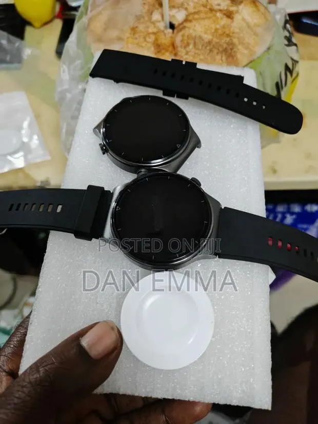 Xiaomi and Huawei Watches · Photo 1