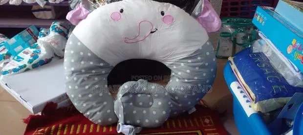 Nursing Pillow · Photo 1