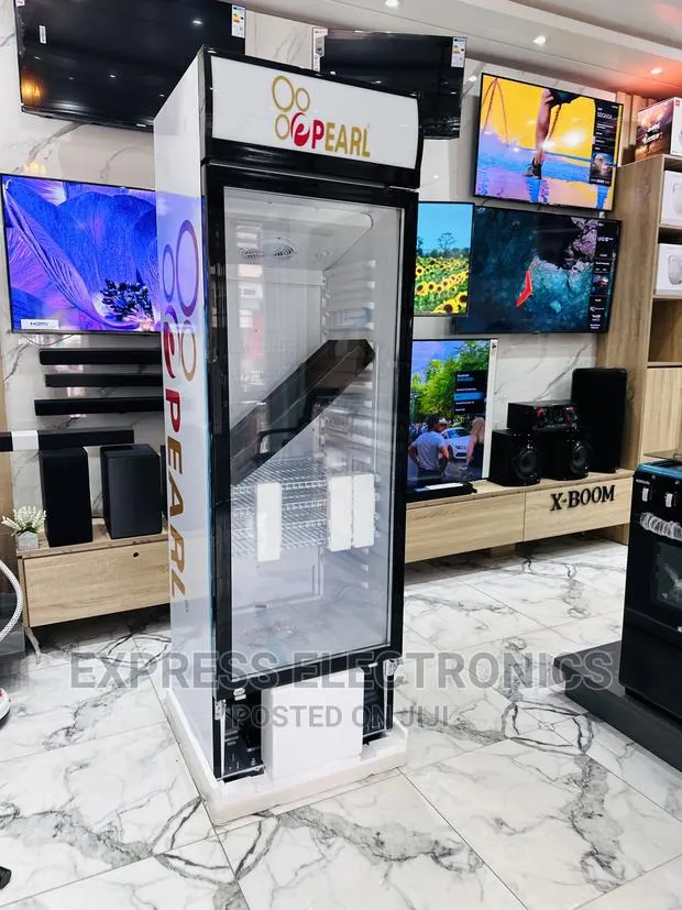Neatly Sealed PVC 424-2B.Display Fridge Pearl Single Door · Photo 1