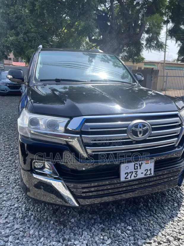 Toyota Land Cruiser 5.7 V8 VX-S 2013 Black · Photo 1