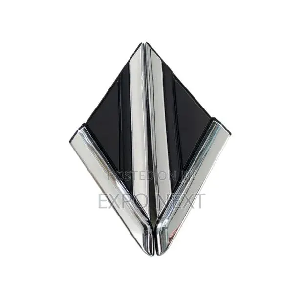 Ford Focus 2012–2018 Mirror Pad, Chrome Mirror Triangle Cover · Photo 1