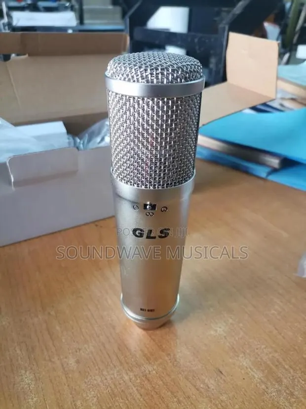 GLS Studio Condenser Microphone · Photo 1