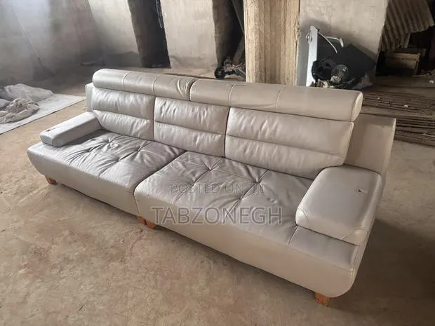 Foreign 3 in One Leather Sofa · Photo 1