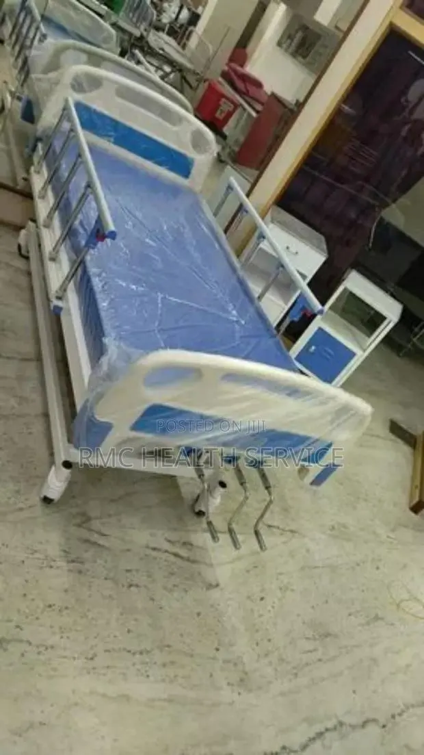 Hospital Bed 3 Crank · Photo 1
